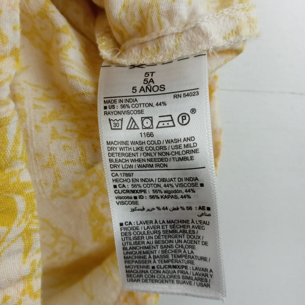 Old Navy girls 5T light yellow with pineapple design flowy romper